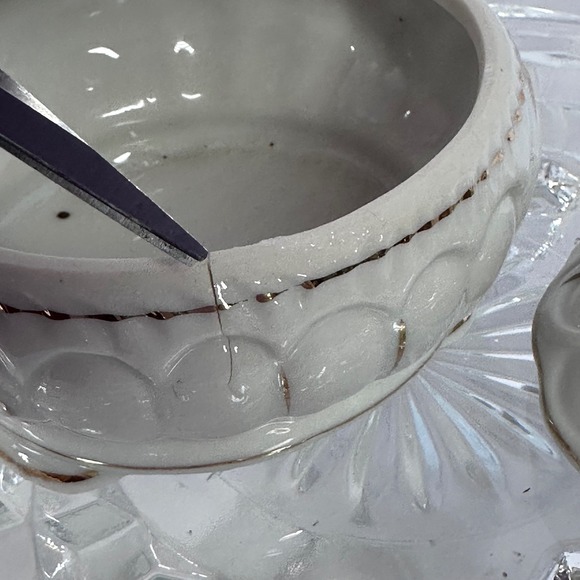 Vintage Porcelain Vanity Set Floral Rose Design‎ Perfume Bottles Trinket Box - Picture 11 of 16